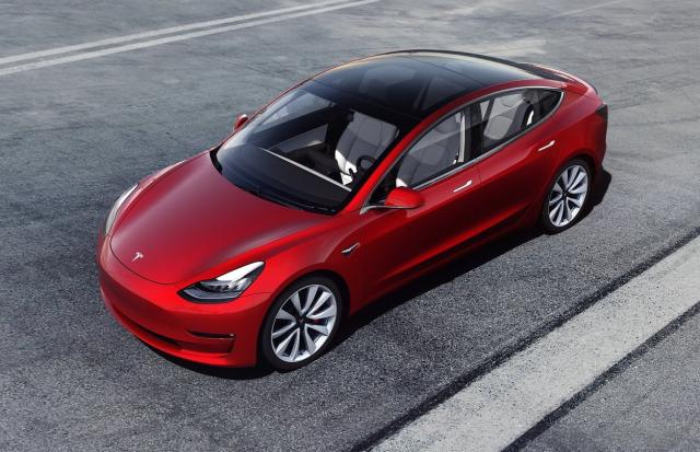 特斯拉Model 3预订