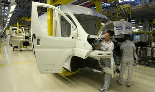 PSA与FCA大型货车生产协议延至2023年