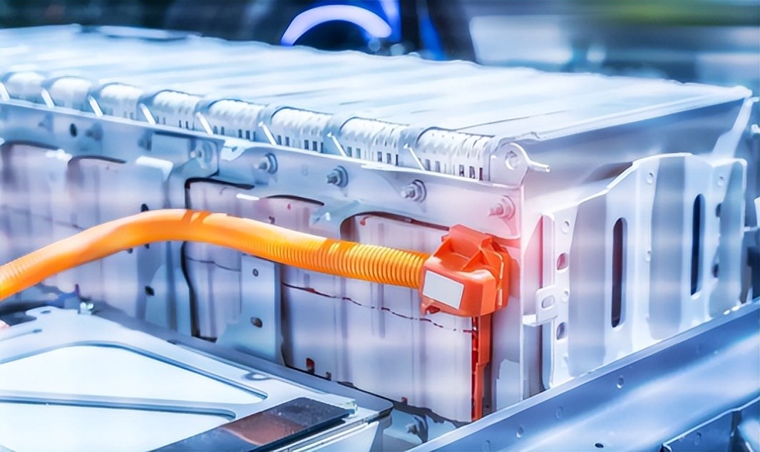 行业丨锂电翻倍国补退坡比亚迪带头涨价新能源车如何破局