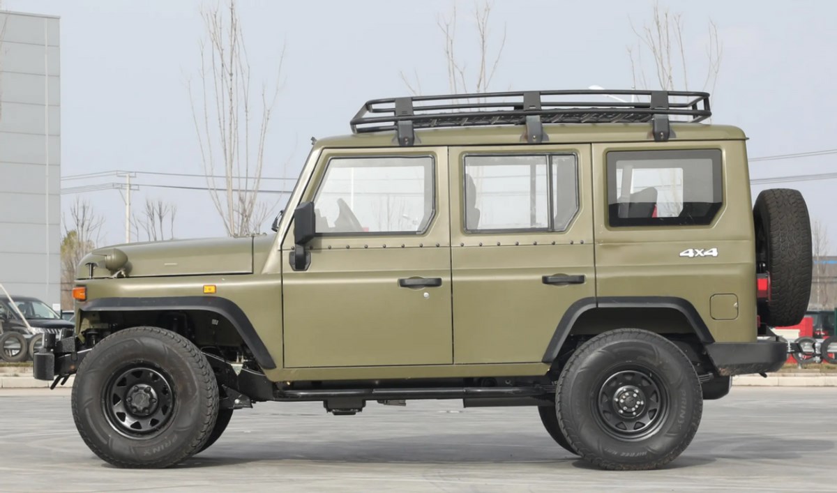 北汽制造新款bj212发布或将98万起售搭载24t发动机