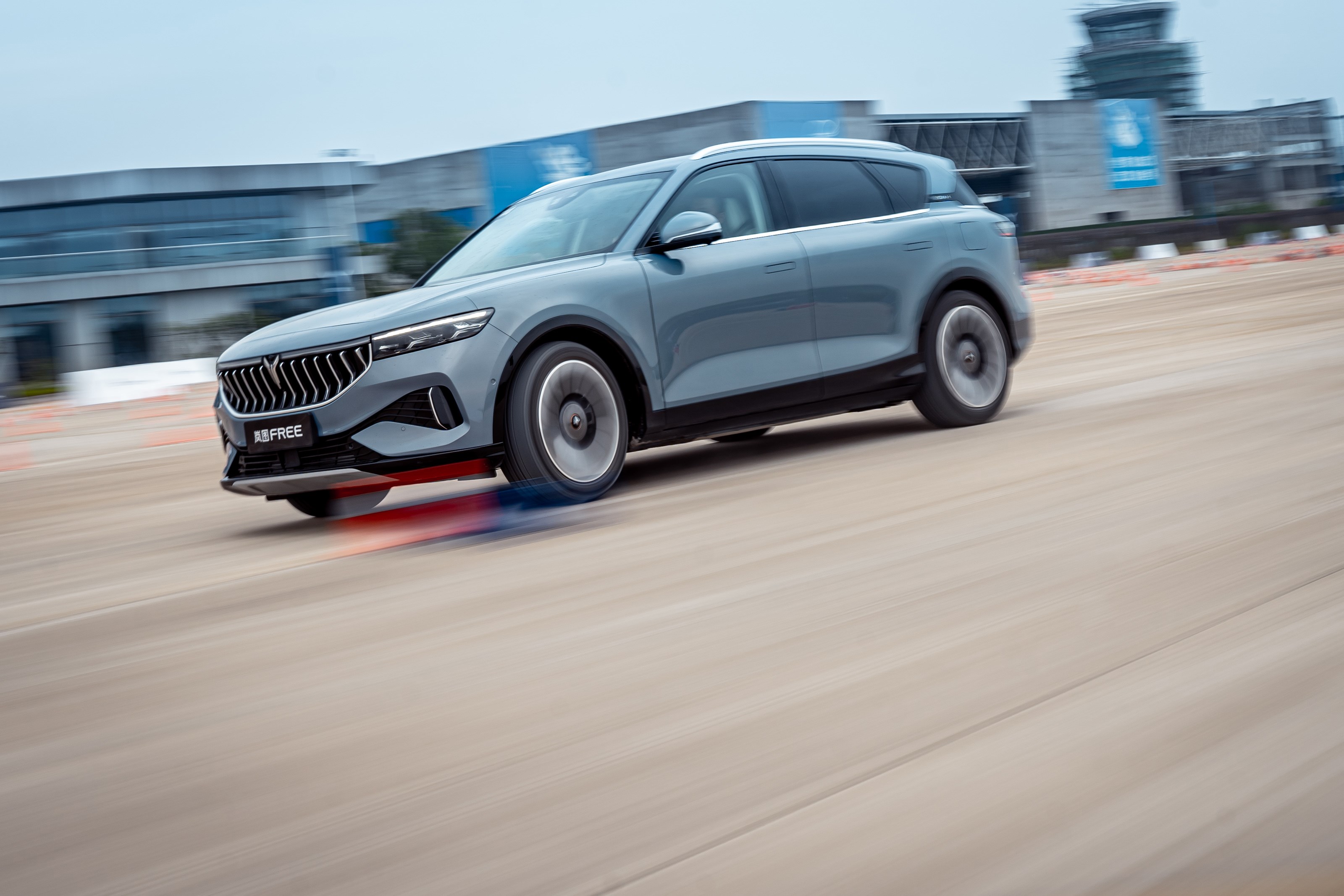 岚图free会成为下一款自主网红车吗