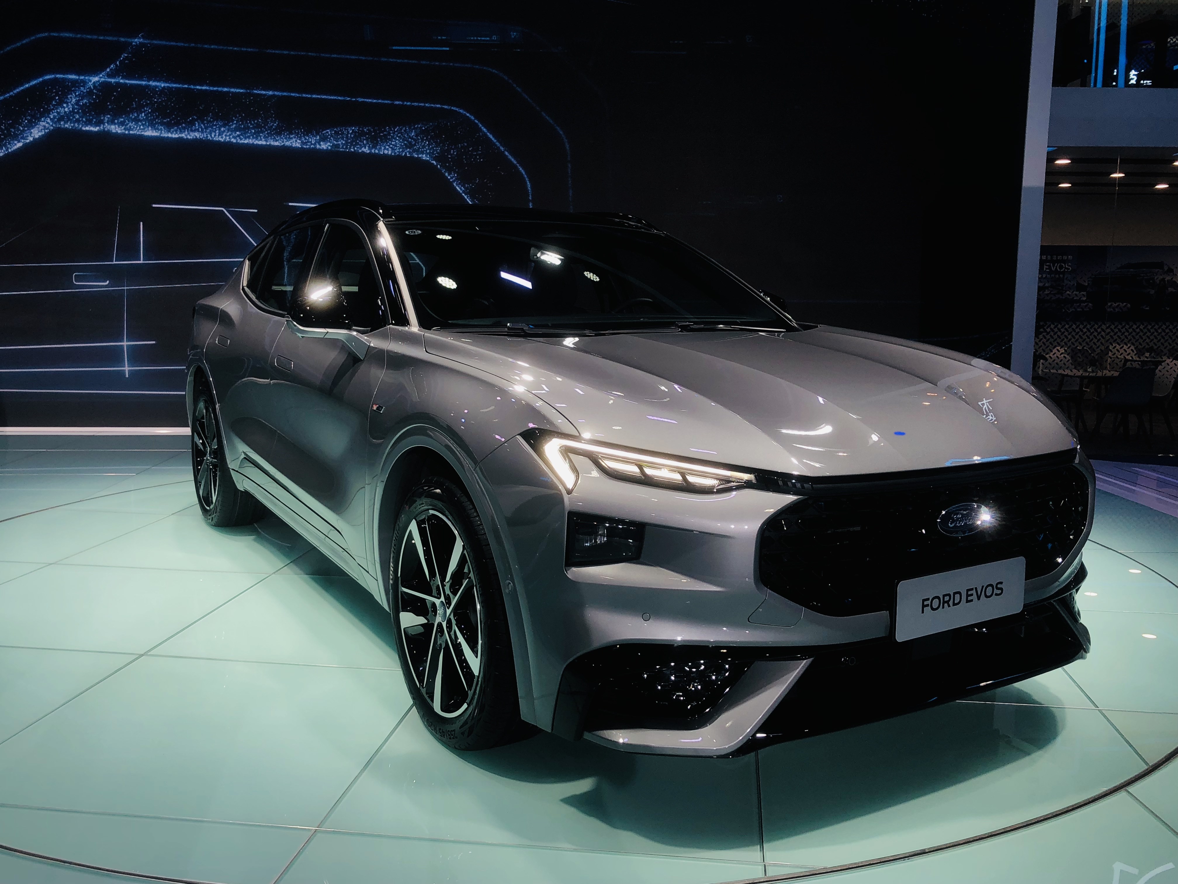 2021广州车展售价为1998万2598万元长安福特evos正式上市