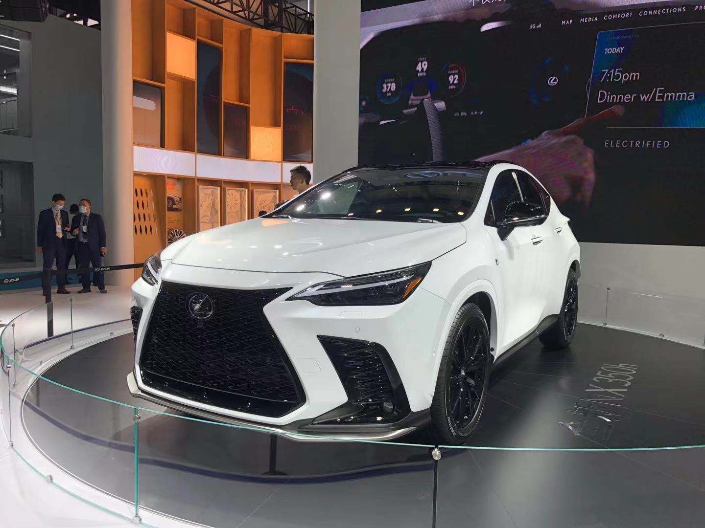 2021粤港澳车展提供多种动力组合全新一代雷克萨斯nx正式亮相