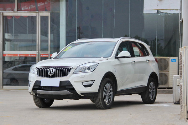 【北汽威旺】s50自动挡近日上市 售价9.68-11.88万元