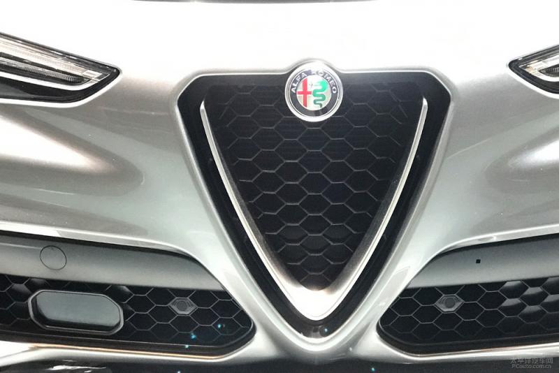 探馆:阿尔法罗密欧stelvio 年中入华