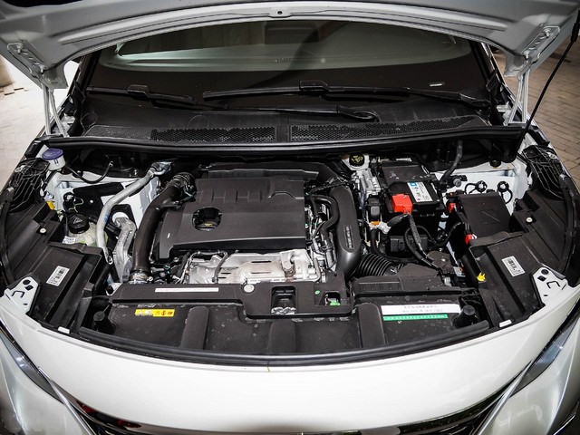 东风标致7座中型suv5008将于今晚上市提供7座布局搭载16t和18t发动