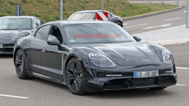 保时捷Taycan车主将享受免费3年快速充电服务