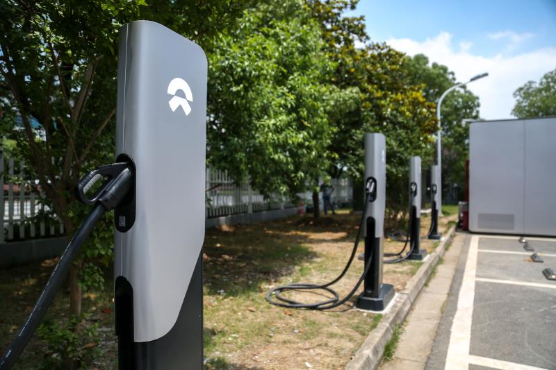 最大充电功率105千瓦蔚来超充桩开启试运营