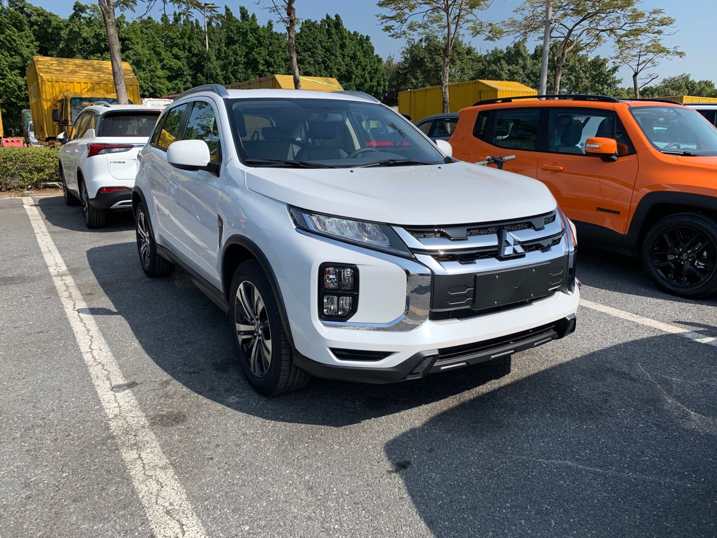 2019广州车展探馆 | 分体式大灯个性十足 广汽三菱新款劲炫asx实车