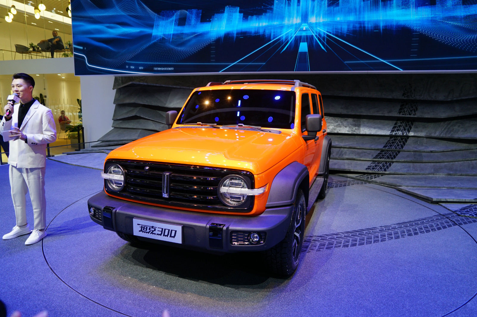 2020成都车展越野车就该长这样图解wey坦克300