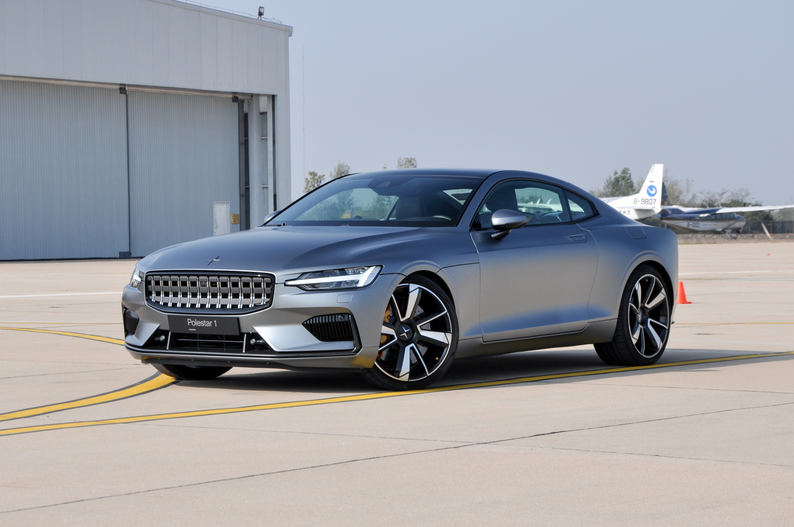 20t油耗百公里仅1升极星1低功率版现身工信部目录