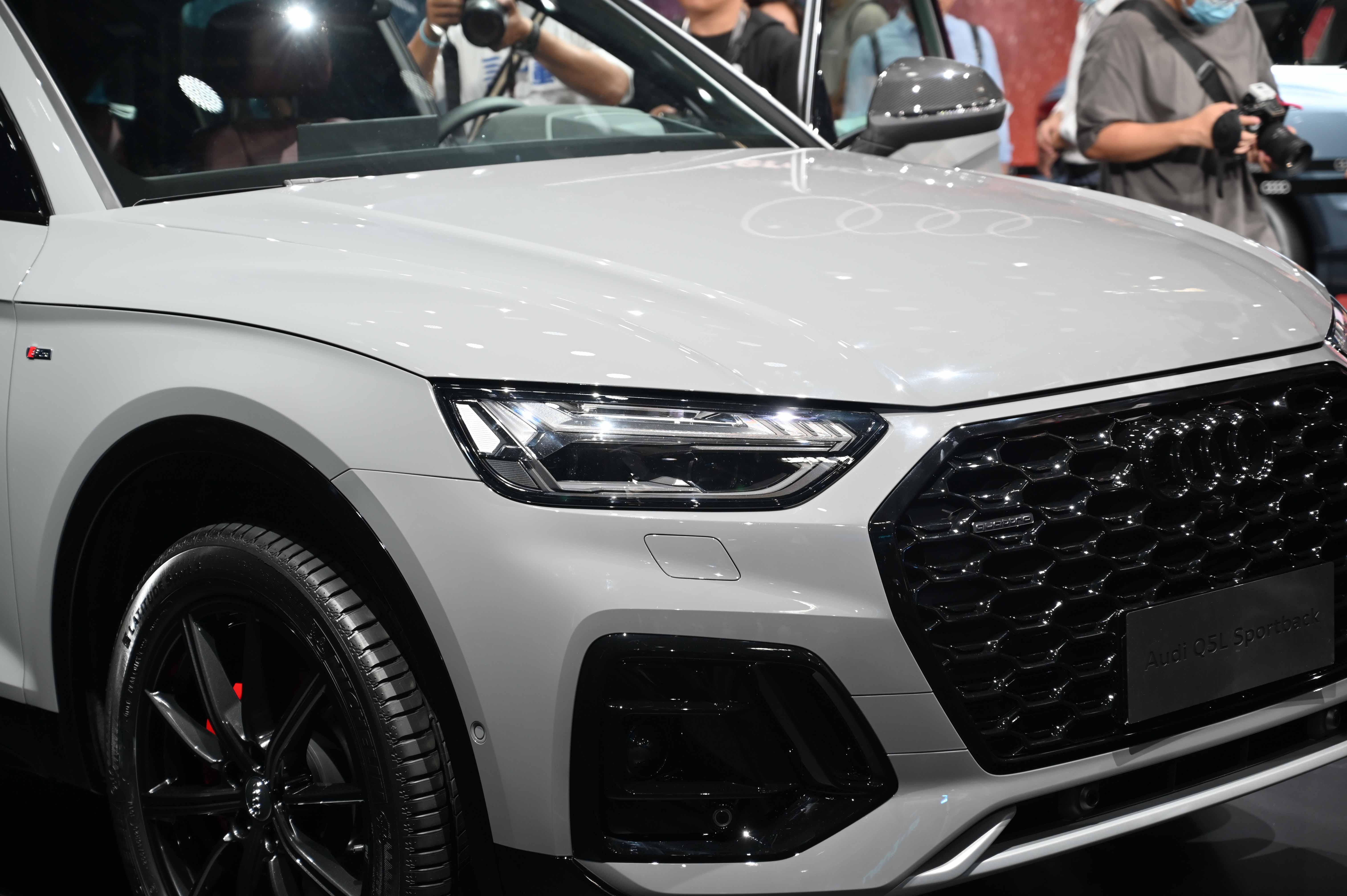 2020北京车展实拍 | 更时尚,更运动 图解奥迪q5l sportback