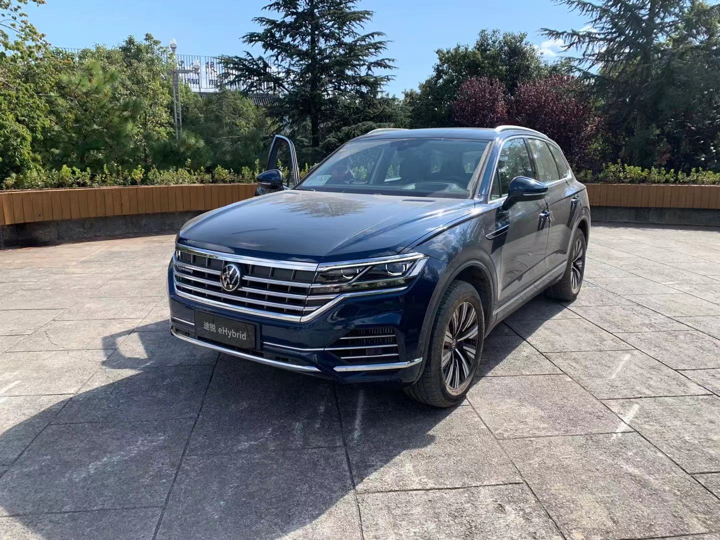 售6798万元大众途锐ehybrid正式上市