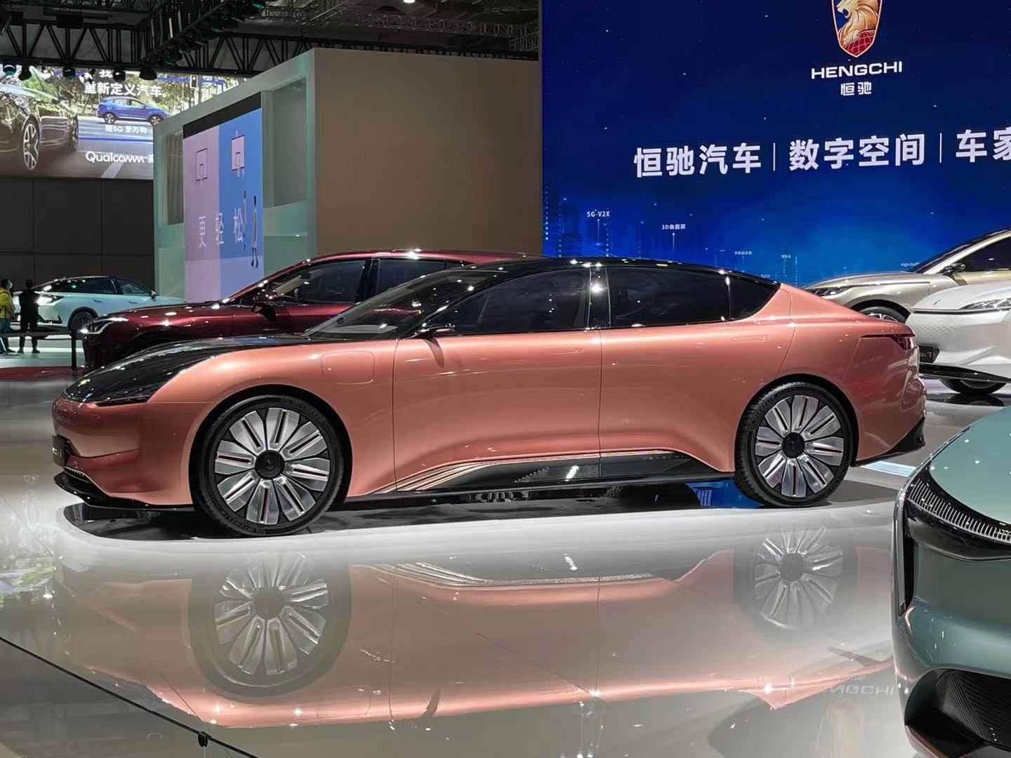 2021上海车展图解 | 轴距超3米1,续航达760公里 实拍恒驰1